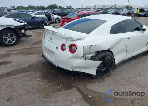 2016 Nissan Gt-R Premium z USA, uszkodzony, nr VIN JN1AR5EF0GM290752